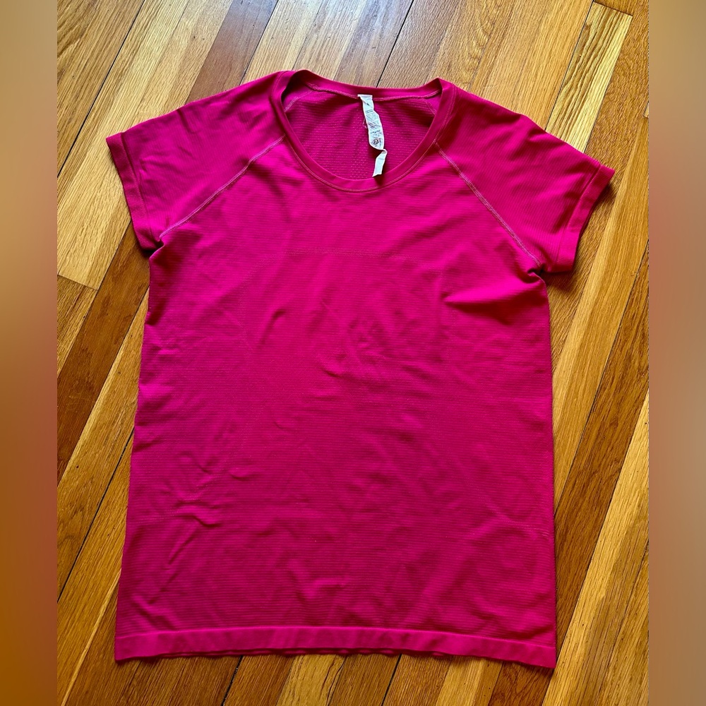 Lululemon Athletica Passionate Pink Swiftly 2.0 Size 14